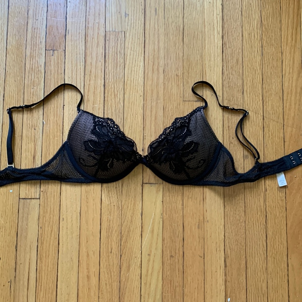 Victoria’s Secret push up bra